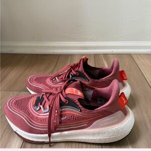 Mens adidas ultraboost size 11 good condition burnt orange / pink / red